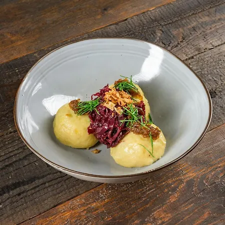 Pod Jasany Готель