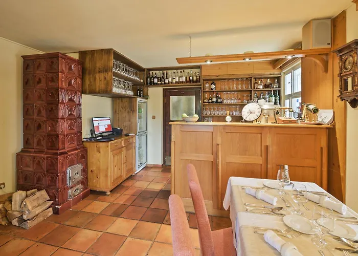 Pod Jasany Отель