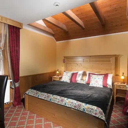 Pod Jasany Hotel